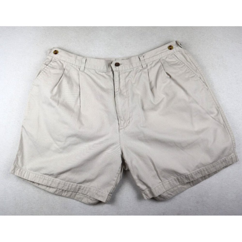 MEN'S PLEATED FRONT KHAKI SHORTS - JG HOOK - SIZE 42